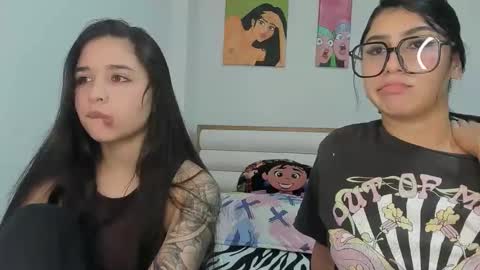 Snapshot of rous_and_sweet09 chatting on 26, 4, 2026 rous_and_sweet09 online show from 26, 4, 2026