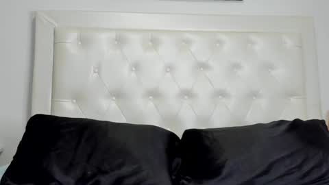 rouse_sexy_hotxx77 online show from 24, 6, 2026