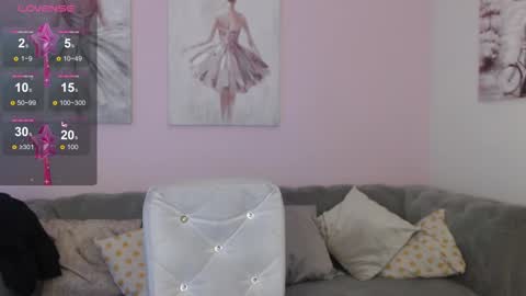 Snapshot of rousee_v chatting on 5, 12, 2024 Rousee online show from 5, 12, 2024