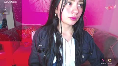 Snapshot of rousee_v chatting on 5, 2, 2025 Rousee online show from 5, 2, 2025