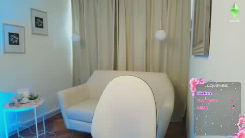 Snapshot of rousee_v chatting on 22, 9, 2025 Rousee online show from 22, 9, 2025