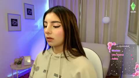 Snapshot of rousee_v chatting on 7, 10, 2025 Rousee online show from 7, 10, 2025