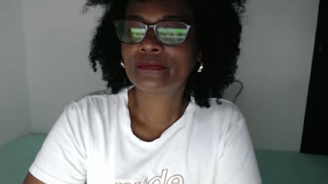 Snapshot of roushlove chatting on 18, 1, 2026 luxa online show from 18, 1, 2026