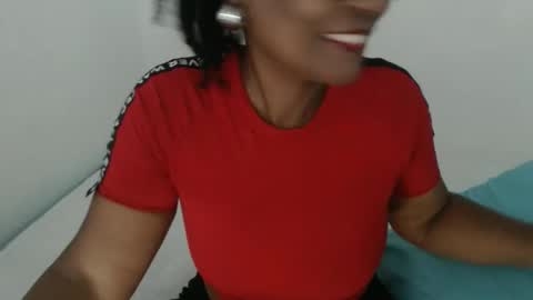 Snapshot of roushlove chatting on 23, 2, 2026 luxa online show from 23, 2, 2026