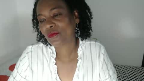 Snapshot of roushlove chatting on 27, 2, 2026 luxa online show from 27, 2, 2026