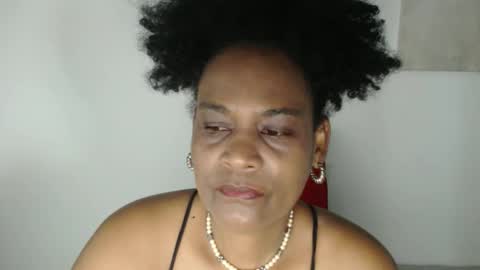 Snapshot of roushlove chatting on 24, 5, 2026 luxa online show from 24, 5, 2026