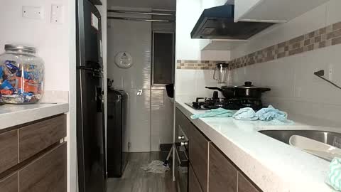 Rouss marie henao  online show from 4, 3, 2025