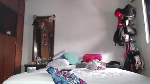 Snapshot of rousse_ellise1 chatting on 2, 3, 2025 rousse online show from 2, 3, 2025