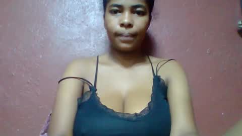Snapshot of rovaelyah chatting on 28, 5, 2026 rovaelyah online show from 28, 5, 2026