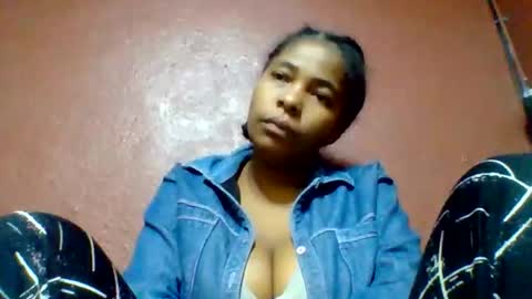 Snapshot of rovaelyah chatting on 11, 6, 2026 rovaelyah online show from 11, 6, 2026