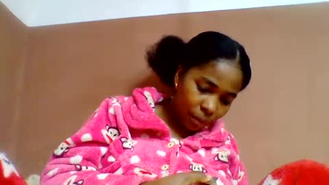 Snapshot of rovaelyah chatting on 17, 7, 2026 rovaelyah online show from 17, 7, 2026