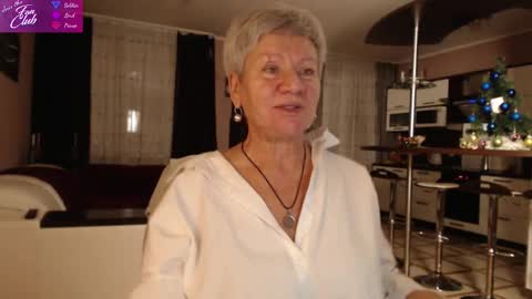 Roxana online show from 2, 1, 2025