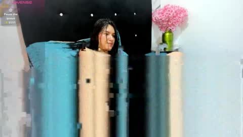 roxanaborns online show from 11, 5, 2026