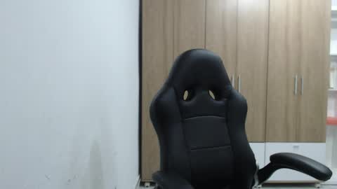 Roxana online show from 10, 4, 2026