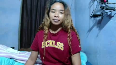Snapshot of roxanne_98 chatting on 10, 7, 2026 roxanne_98 online show from 10, 7, 2026