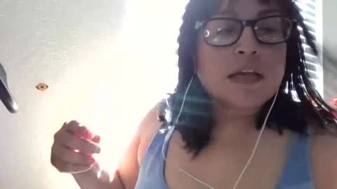 Snapshot of roxannellh chatting on 1, 6, 2026 roxannellh online show from 1, 6, 2026
