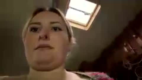 Snapshot of roxannewilde chatting on 18, 6, 2026 roxannewilde online show from 18, 6, 2026