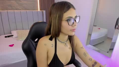 R O X Y  online show from 23, 5, 2026