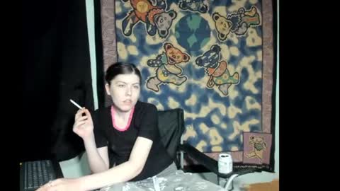 Snapshot of roxihazeleyes chatting on 24, 6, 2026 roxihazeleyes online show from 24, 6, 2026