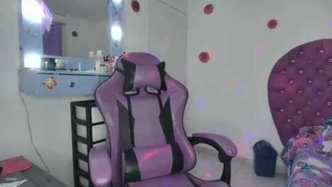 Roxy online show from 3, 2, 2026