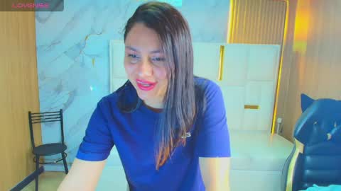 Snapshot of roxy_luxe_tf chatting on 2, 5, 2026 Roxy online show from 2, 5, 2026