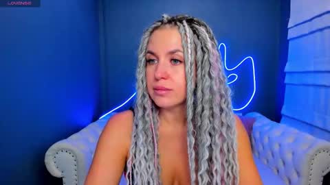 Snapshot of roxy_mars chatting on 19, 3, 2026 Roxy online show from 19, 3, 2026