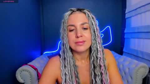 Snapshot of roxy_mars chatting on 21, 4, 2026 Roxy online show from 21, 4, 2026