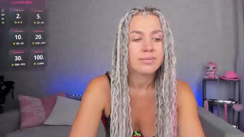 Snapshot of roxy_mars chatting on 11, 7, 2026 Roxy online show from 11, 7, 2026