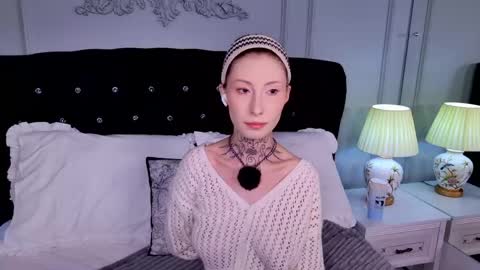 roxanne online show from 18, 5, 2026