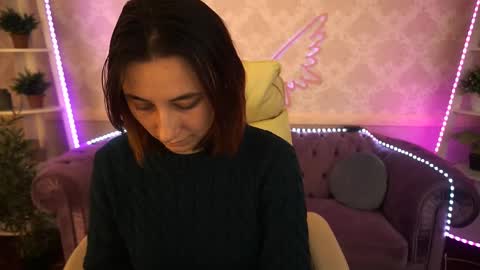 Snapshot of roxy_rayy chatting on 6, 12, 2024 roxy_rayy online show from 6, 12, 2024