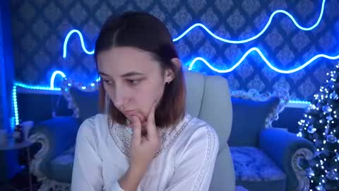 Snapshot of roxy_rayy chatting on 12, 12, 2024 roxy_rayy online show from 12, 12, 2024