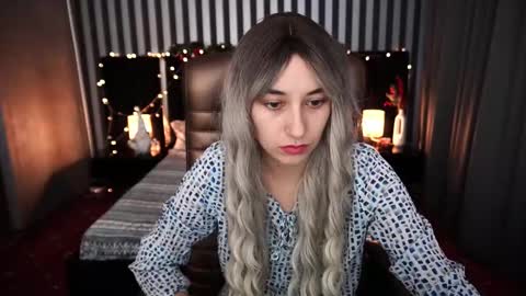 Snapshot of roxy_rayy chatting on 1, 1, 2025 roxy_rayy online show from 1, 1, 2025