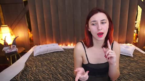 Snapshot of roxy_rayy chatting on 25, 1, 2025 roxy_rayy online show from 25, 1, 2025