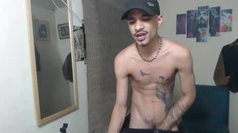 Snapshot of roy_master chatting on 6, 10, 2025 roy_master online show from 6, 10, 2025