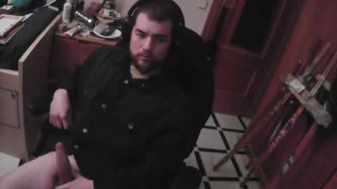 Snapshot of royer04 chatting on 14, 12, 2025 royer04 online show from 14, 12, 2025