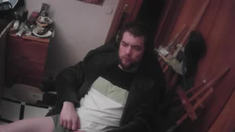 Snapshot of royer04 chatting on 6, 1, 2026 royer04 online show from 6, 1, 2026