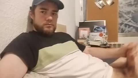 Snapshot of royer04 chatting on 8, 1, 2026 royer04 online show from 8, 1, 2026