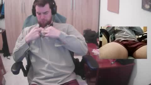 Snapshot of royer04 chatting on 1, 3, 2026 royer04 online show from 1, 3, 2026