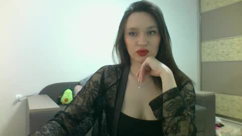 Snapshot of roza05x chatting on 6, 5, 2026 Roza05x online show from 6, 5, 2026