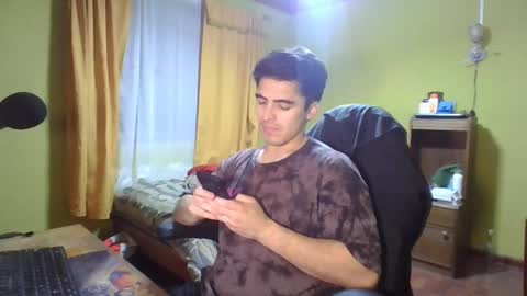 Snapshot of rpaulo25 chatting on 11, 2, 2025 rpaulo25 online show from 11, 2, 2025