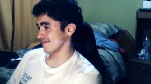 Snapshot of rpaulo25 chatting on 3, 10, 2025 rpaulo25 online show from 3, 10, 2025