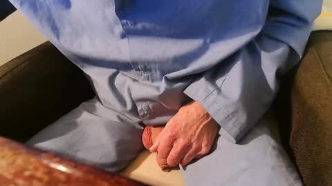 rubbertapper online show from 21, 2, 2025