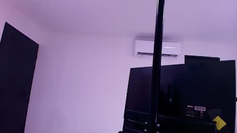 Snapshot of rubi_hops chatting on 11, 5, 2026 Rubi online show from 11, 5, 2026