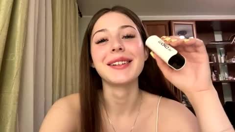 Snapshot of rubievallotton chatting on 19, 5, 2026 Adel online show from 19, 5, 2026