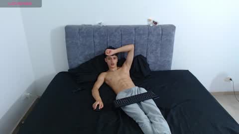 Ruby and Vanie online show from 19, 4, 2026