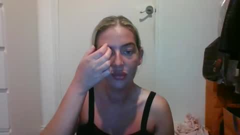 rubyredxxxoxxx online show from 27, 12, 2024