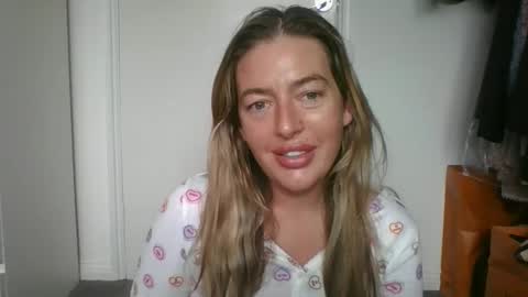 rubyredxxxoxxx online show from 11, 2, 2026