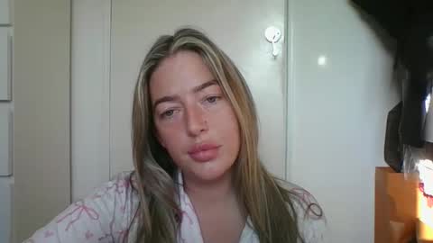 rubyredxxxoxxx online show from 19, 3, 2026