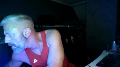 Chico que rico Caliente online show from 2, 5, 2026