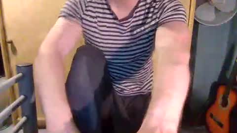 rugby_boy200 online show from 5, 4, 2026